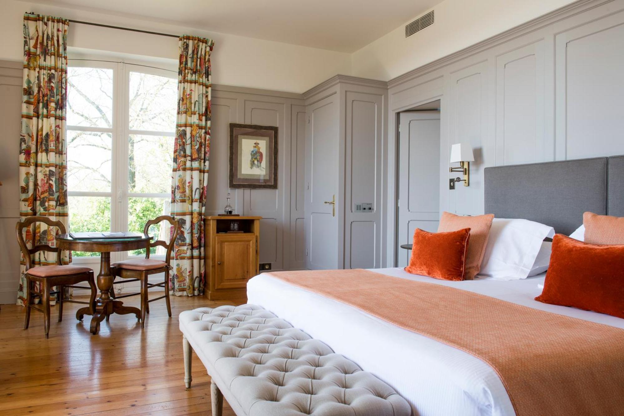 Domaine De La Tortiniere Hotel Veigné