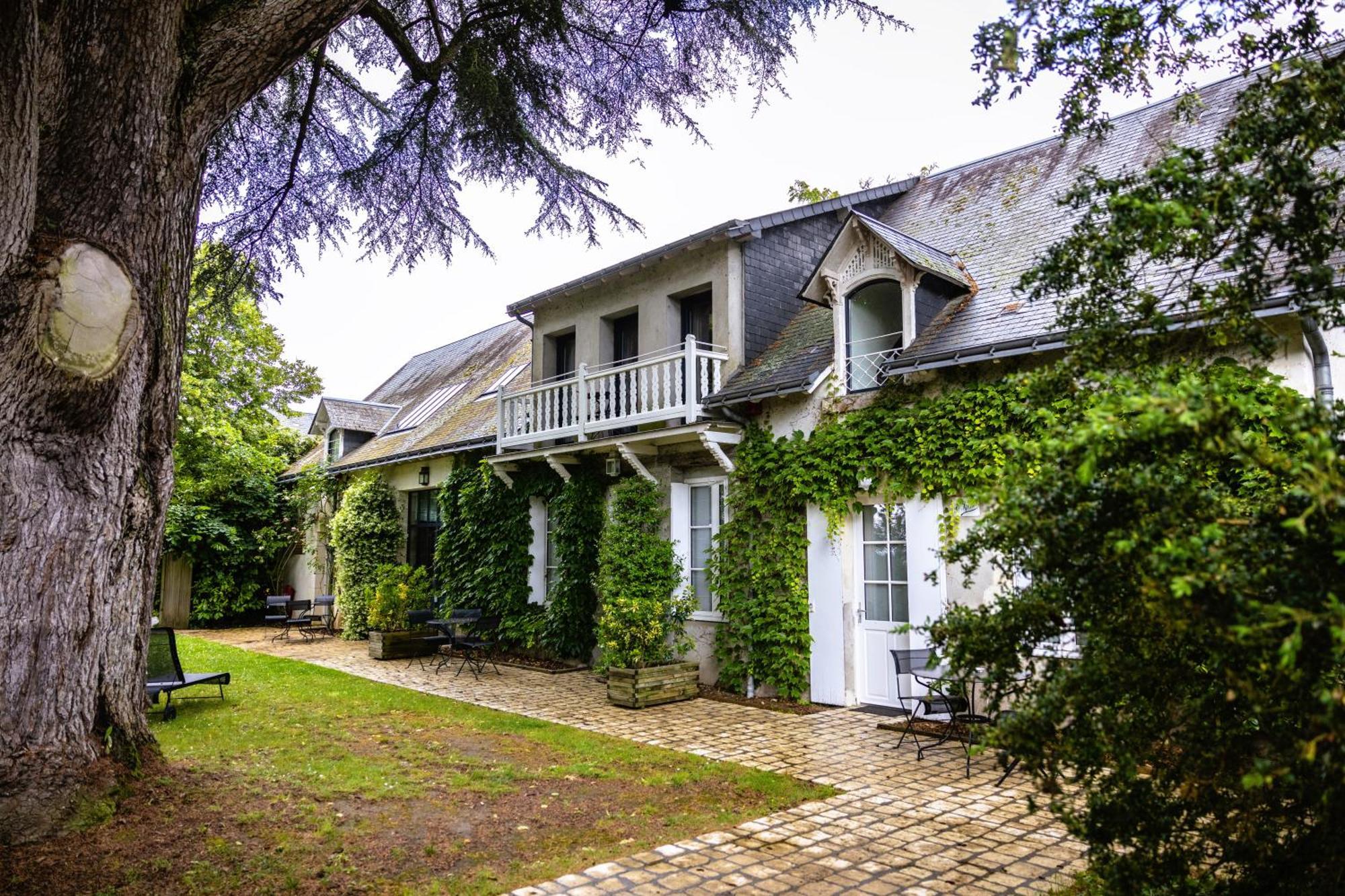 Domaine De La Tortiniere Hotel Veigné