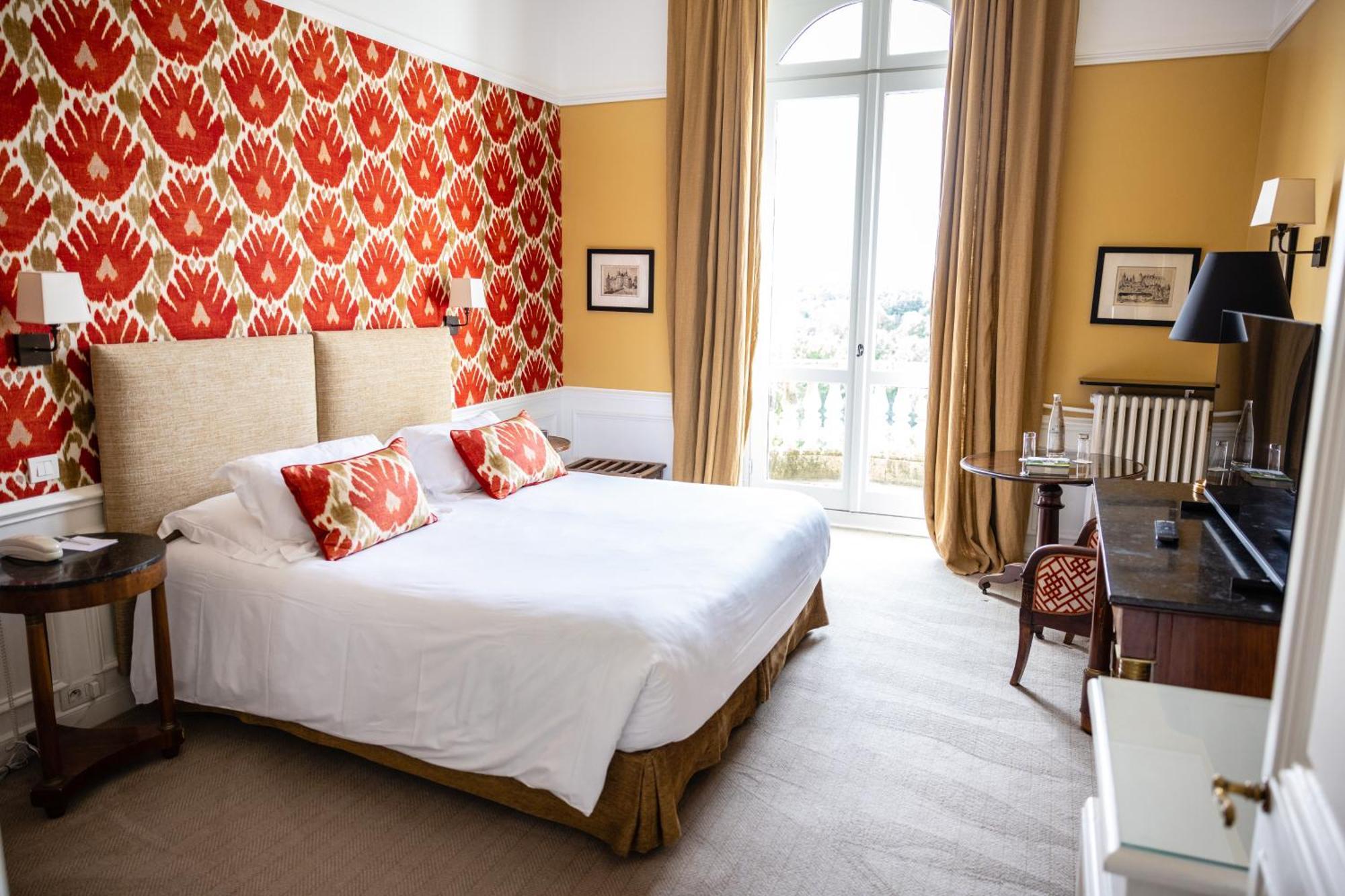 Domaine De La Tortiniere 4*