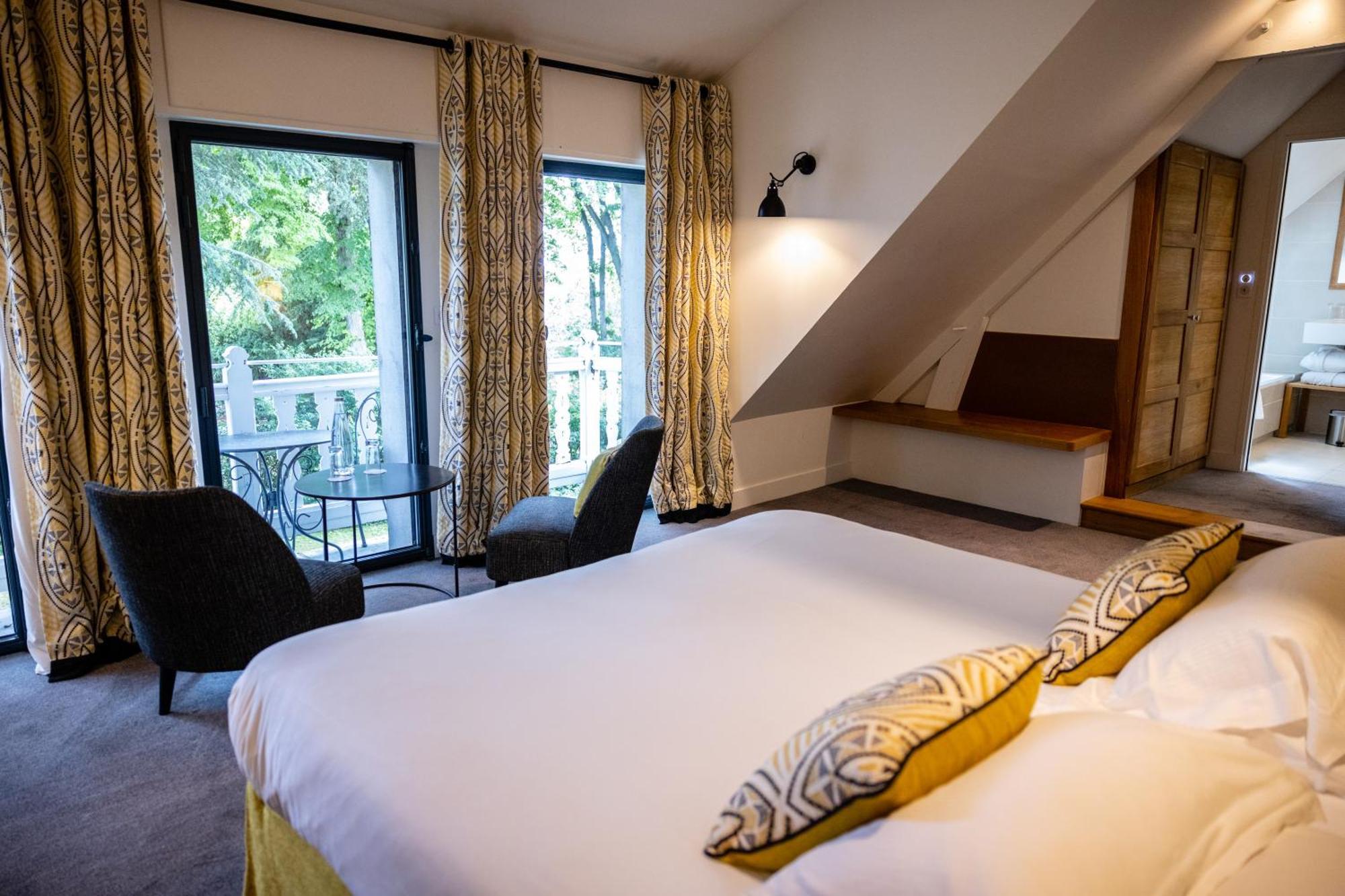 Domaine De La Tortiniere Hotel