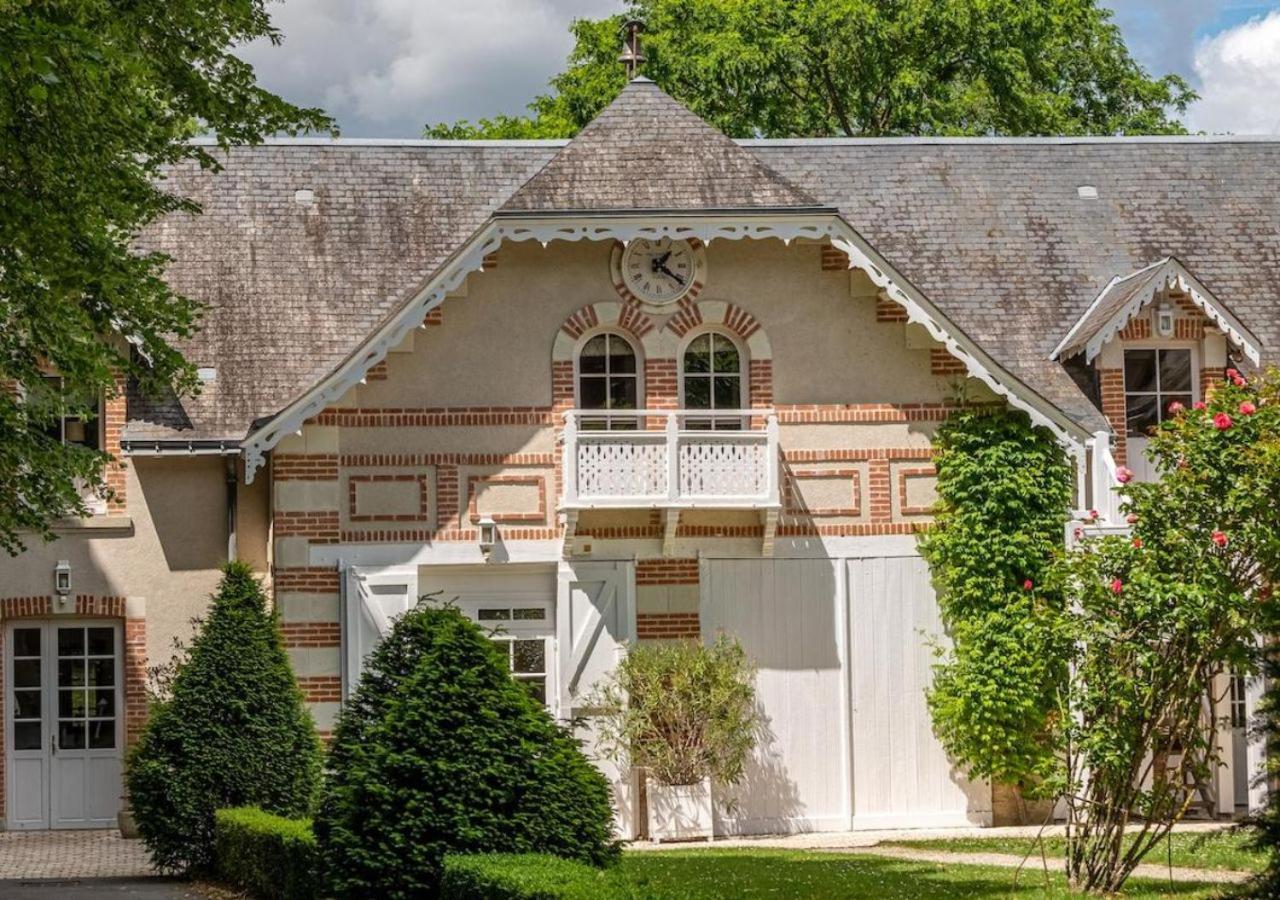 Domaine De La Tortiniere Hotel