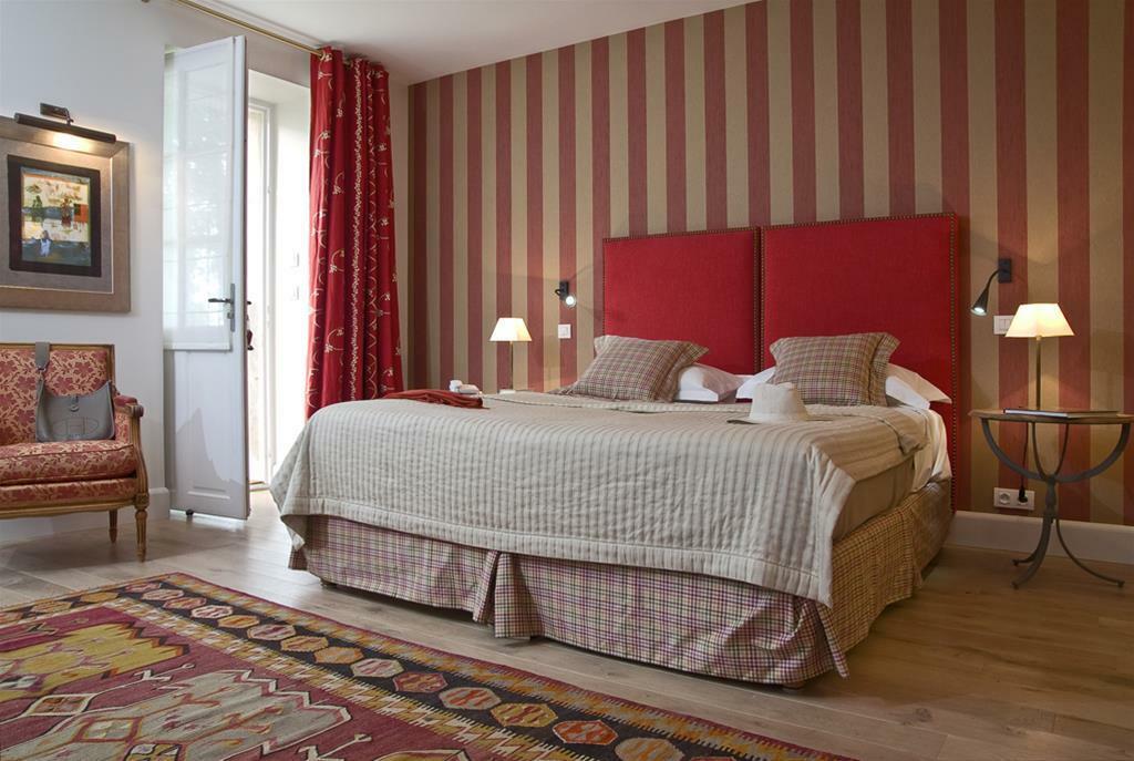 Domaine De La Tortiniere Hotel 4*